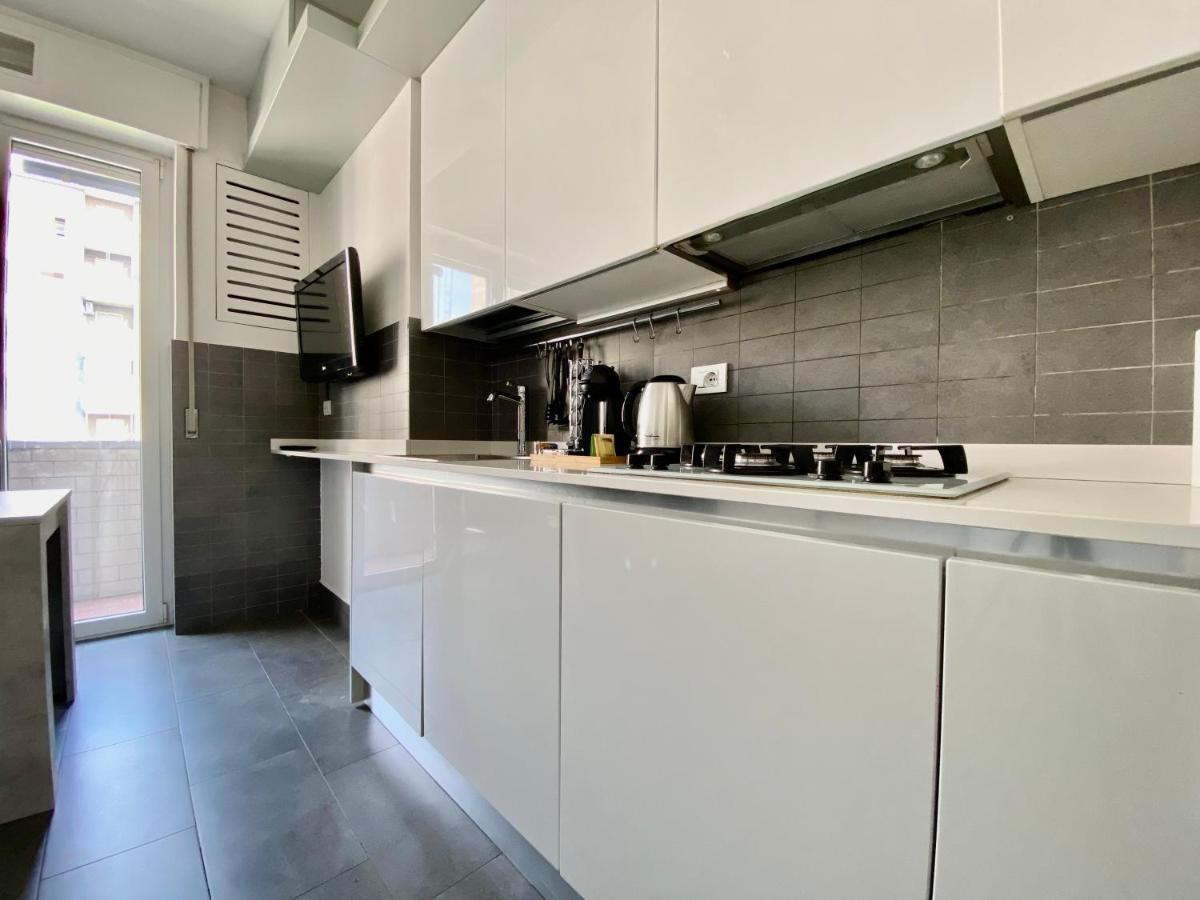 Future Apartments Bisceglie Milano Ngoại thất bức ảnh