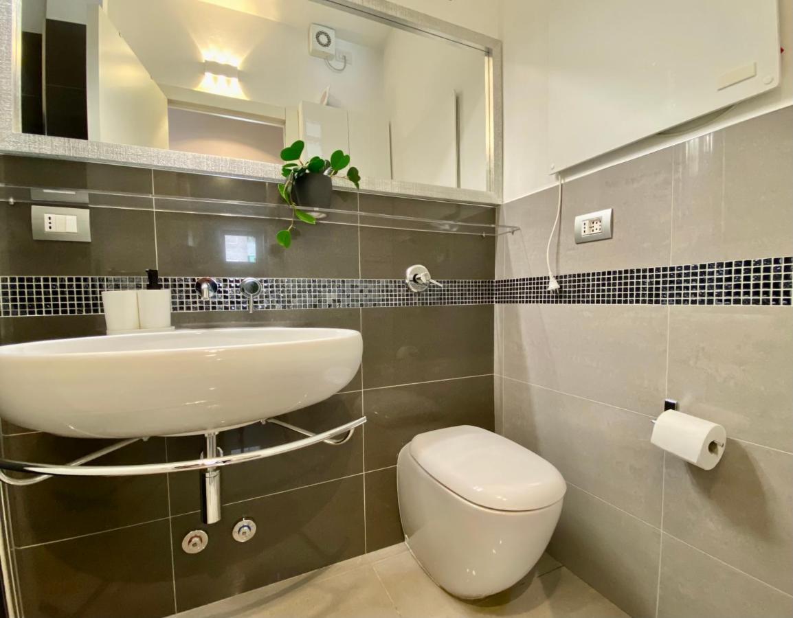 Future Apartments Bisceglie Milano Ngoại thất bức ảnh